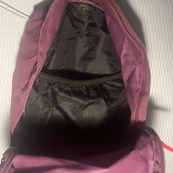 Parkland berry/red backpack - Picture 2 of 2